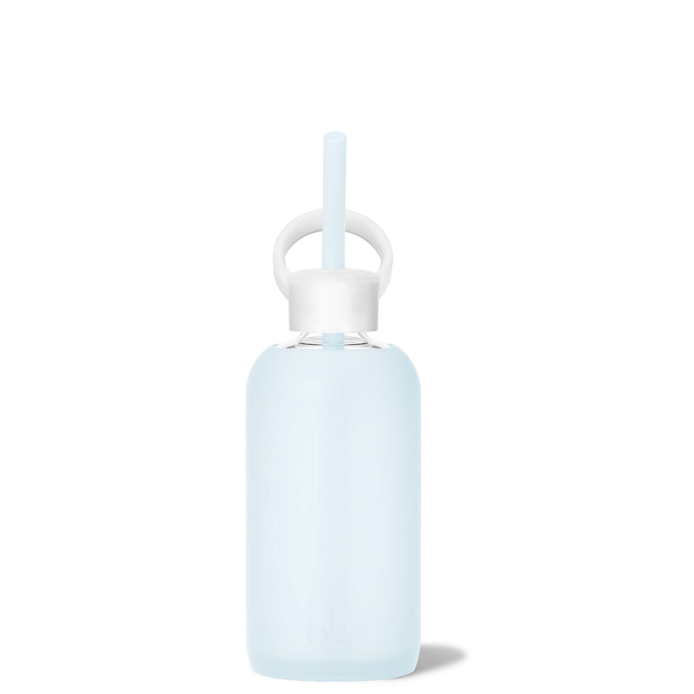 bkr Bottle Sip Kit: Glass + silicone water bottle + Silicone Straw + Straw Cap: 16oz ASTRID & THE SNOWDRIFT - LITTLE BOTTLE SIP KIT 500ML (16OZ)