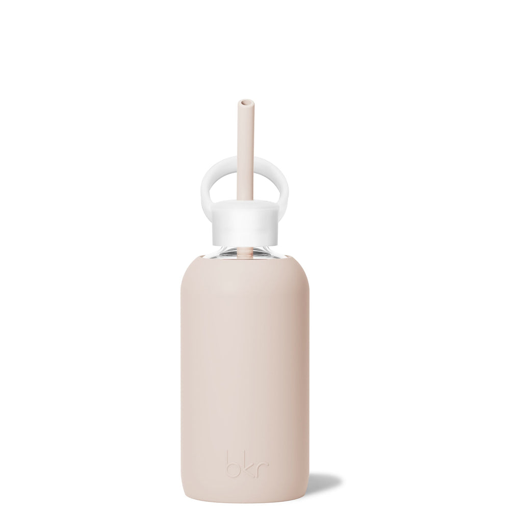 bkr Bottle Sip Kit: Glass + silicone water bottle + Silicone Straw + Straw Cap: 16oz DOE & THE MORNING CAPPUCCINO - LITTLE BOTTLE SIP KIT 500ML (16OZ)