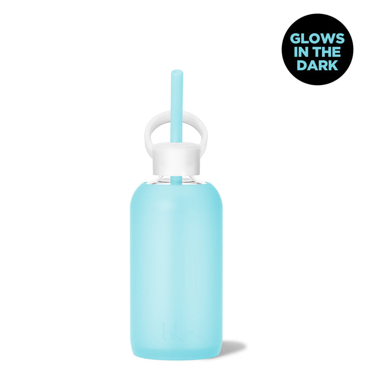 bkr Bottle Sip Kit: Glass + silicone water bottle + Silicone Straw + Straw Cap: 16oz ÉTOILE & THE NORTHERN LIGHTS - LITTLE BOTTLE SIP KIT 500ML (16OZ)