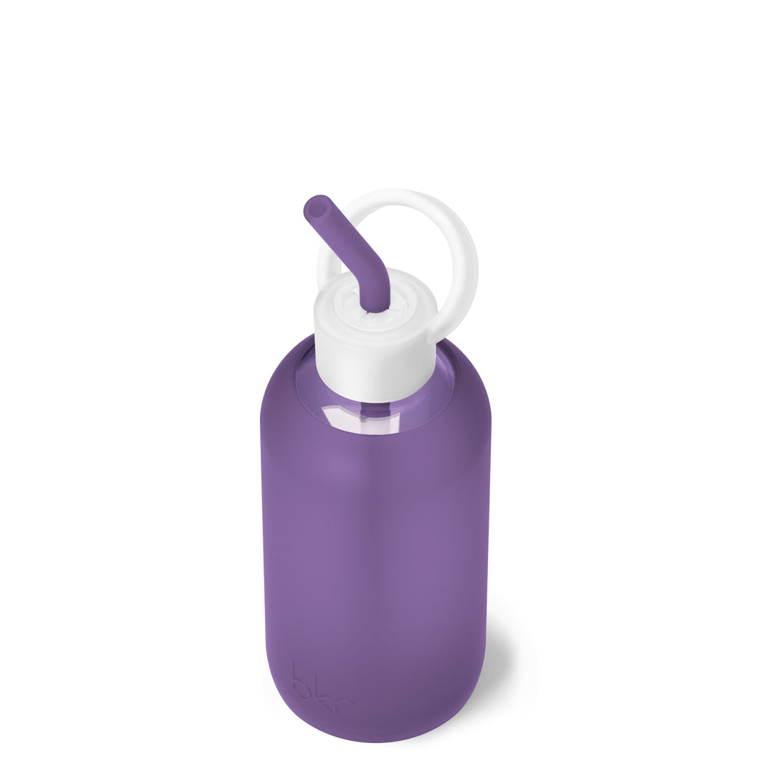bkr Bottle Sip Kit: Glass + silicone water bottle + Silicone Straw + Straw Cap: 16oz MARY & THE MARTINI & MANI - LITTLE BOTTLE SIP KIT 500ML (16 OZ)