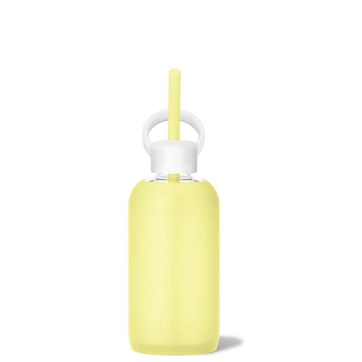 bkr Bottle Sip Kit: Glass + silicone water bottle + Silicone Straw + Straw Cap: 16oz MEYER & THE LEMONADE STAND - LITTLE BOTTLE SIP KIT 500ML (16OZ)