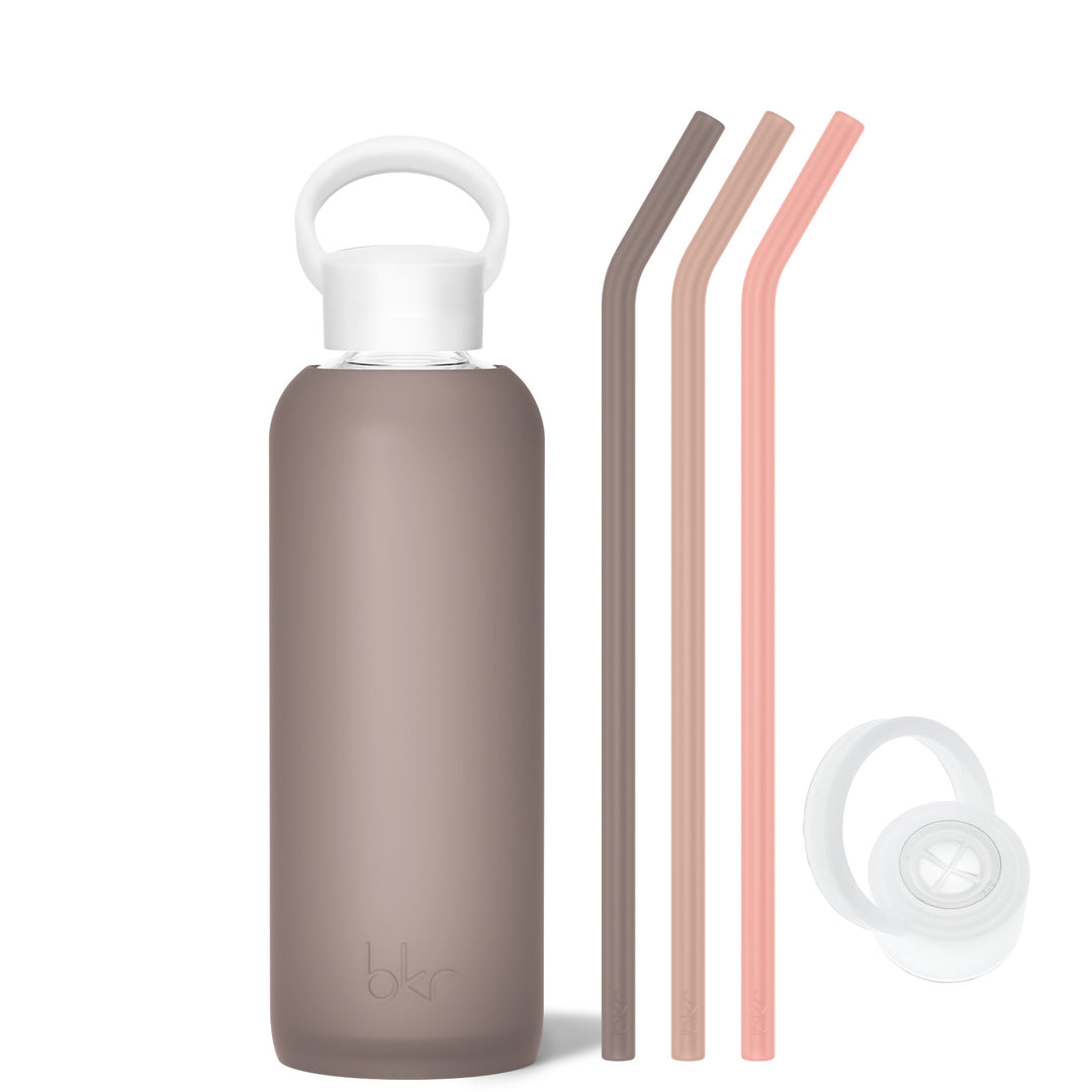 bkr Bottle Sip Kit: Glass + silicone water bottle + Silicone Straw + Straw Cap: 22oz PORTER & THE WARM EMBRACE - DEMI BOTTLE SIP KIT 650ML (22OZ)