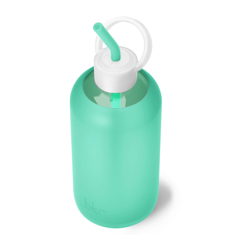 bkr Bottle Sip Kit: Glass + silicone water bottle + Silicone Straw + Straw Cap: 32oz JULES & THE SOUTHAMPTON - BIG BOTTLE SIP KIT 1L (32OZ)