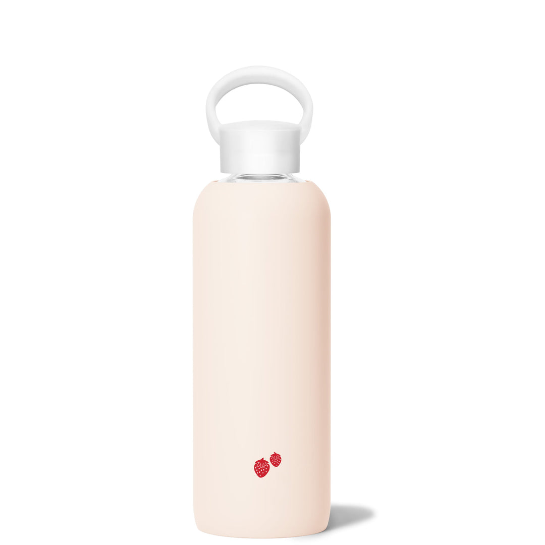 bkr Glass Water Bottle: 22oz JUNE STRAWBERRY DEMI BOTTLE 650ML (22OZ)