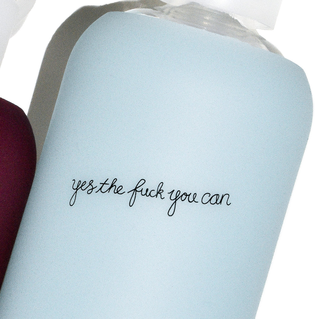 bkr Glass Water Bottle: 32oz ASTRID YES YOU CAN BIG BOTTLE 1L (32OZ)