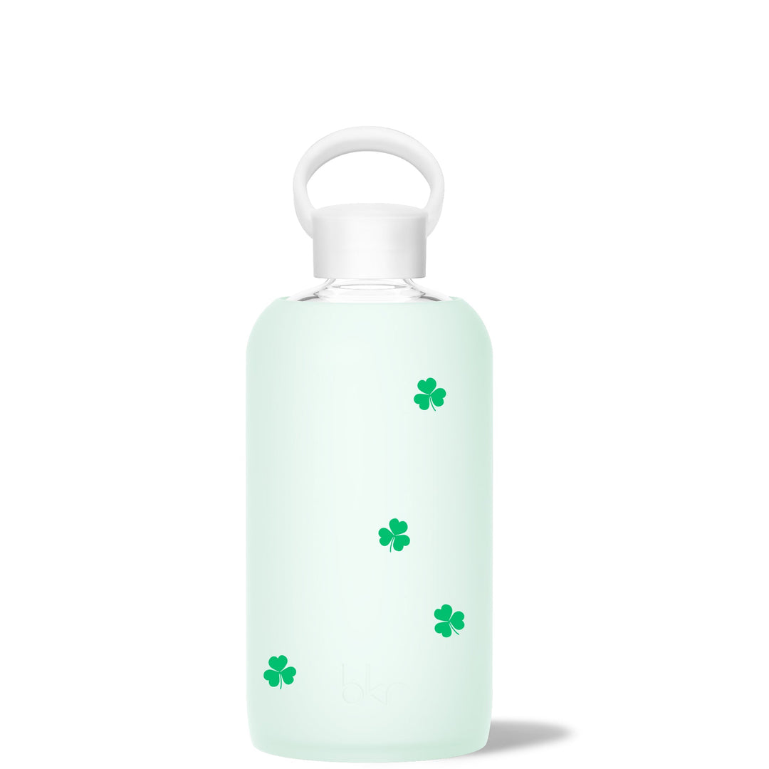 bkr Glass Water Bottle: 32oz HAVEN MINI SHAMROCKS BIG BOTTLE 1L (32OZ)