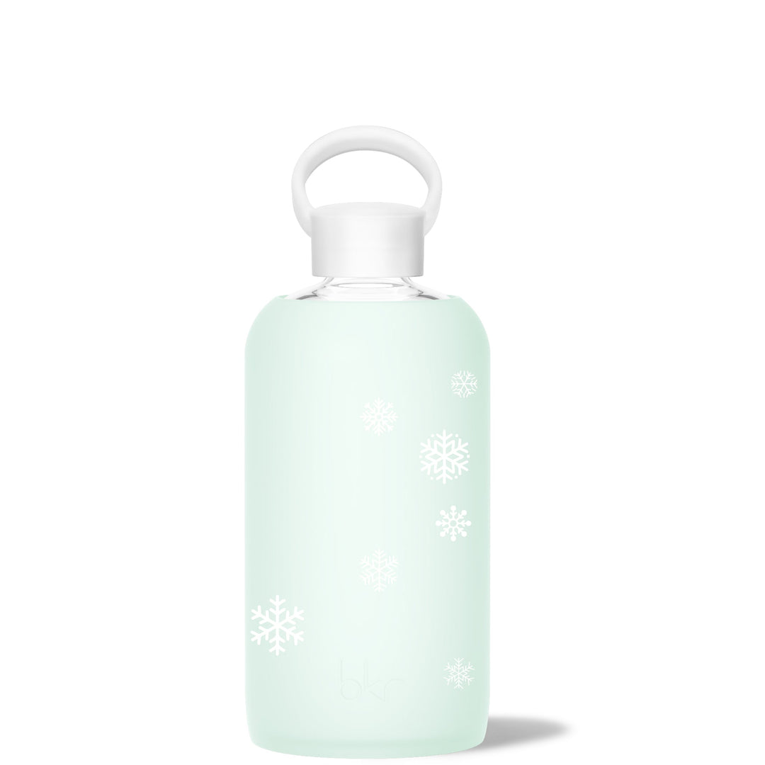 bkr Glass Water Bottle: 32oz HAVEN SNOW DAY BIG BOTTLE 1L (32OZ)