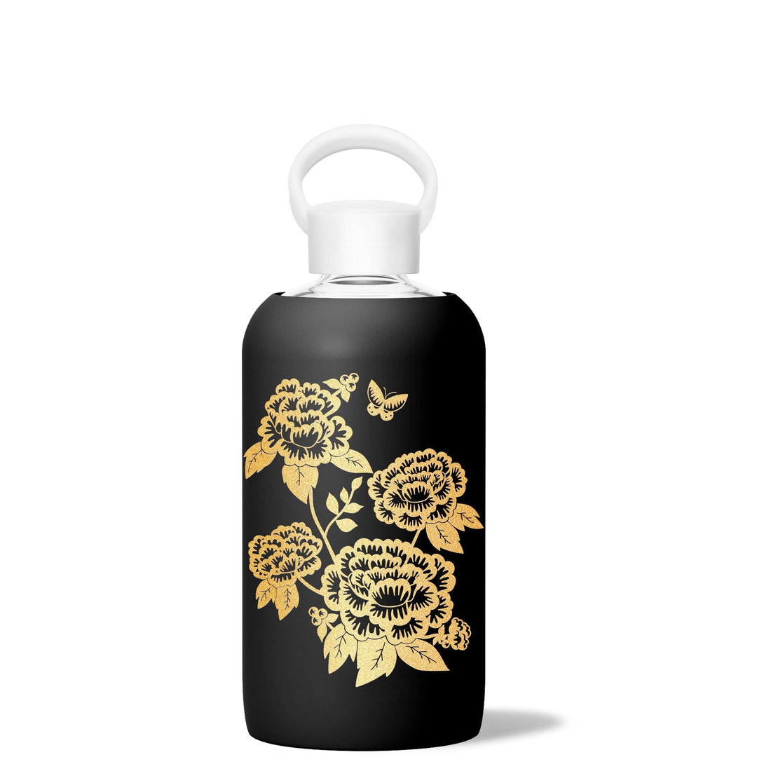 https://mybkr.com/cdn/shop/files/bkr-glass-water-bottle-32oz-jet-gilded-garden-big-bottle-1l-32-oz-bkjbbpg-s32ht-35160352227499.jpg?v=1702075208&width=1080