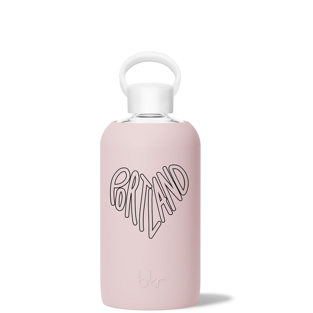 bkr Glass Water Bottle: 32oz LULU PORTLAND HEART BIG BOTTLE 1L (32OZ)