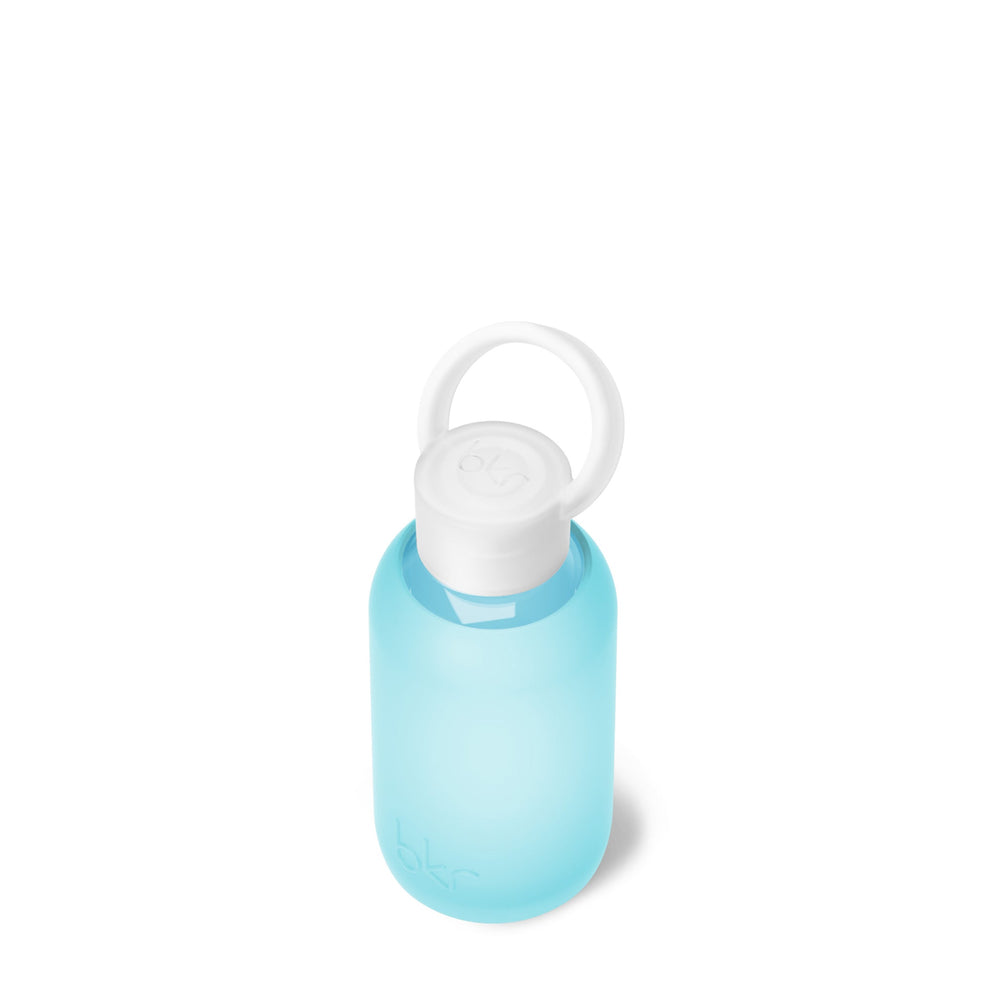 bkr Glass Water Bottle: 8oz ÉTOILE TEENY BOTTLE 250ML (8OZ)