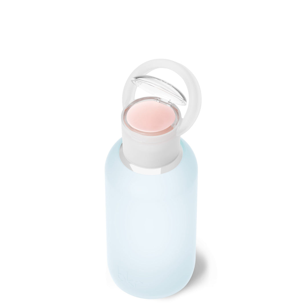 bkr Kiss Kit: Lip Balm + Glass Water Bottle Set: 16oz ASTRID - LITTLE KISS KIT 500ML (16OZ)