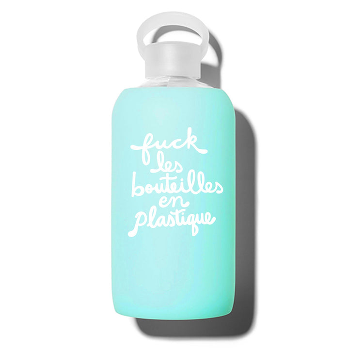 bkr Glass Water Bottle: 32oz HOLIDAY "F PLASTIC" 1L (32 OZ)